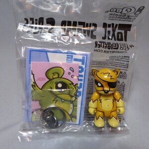 NEW 2006 TOXIC SWAMP SERIES CAT EYE PATCH KEYCHAIN JOE LEDBETTER